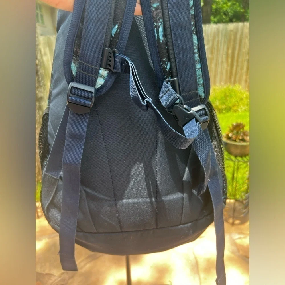▶️ Burton ◀️ Black and Blue Back Pack